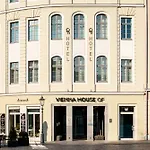 Townhouse Hotel