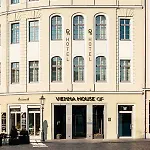 Townhouse Hotel