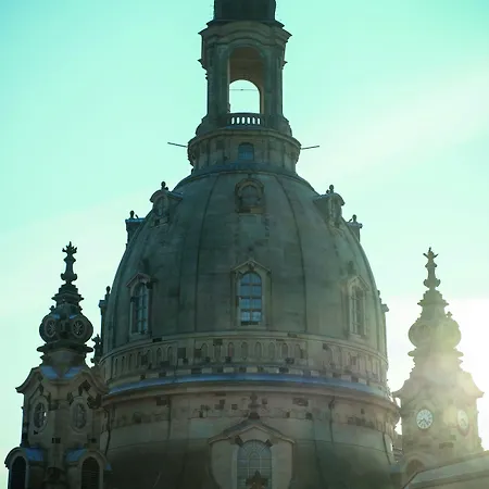 Hotel The Cloud One Dresden-Frauenkirche 5*