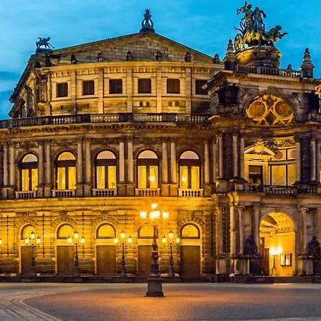Hotel The Cloud One Dresden-frauenkirche Dresden
