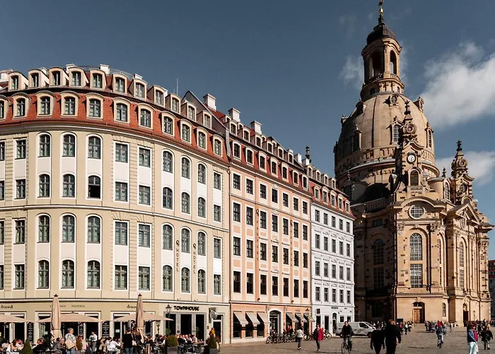 Townhouse Otel