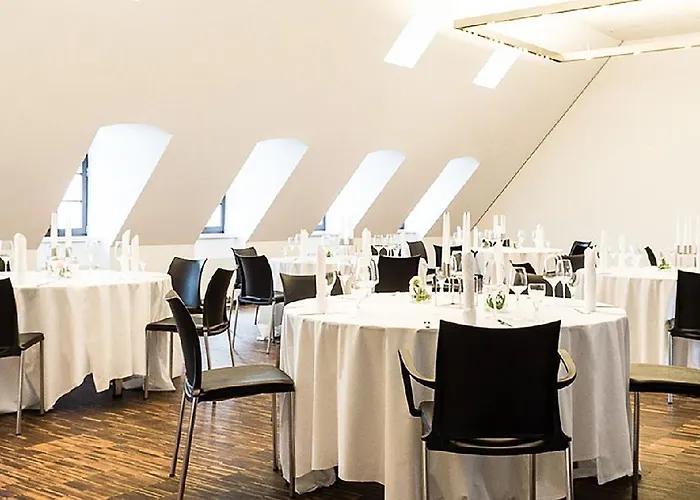 Townhouse Otel 5*
