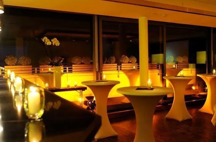 Otel Townhouse 5*