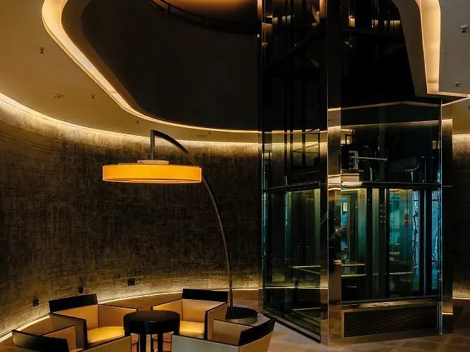 Townhouse 5*